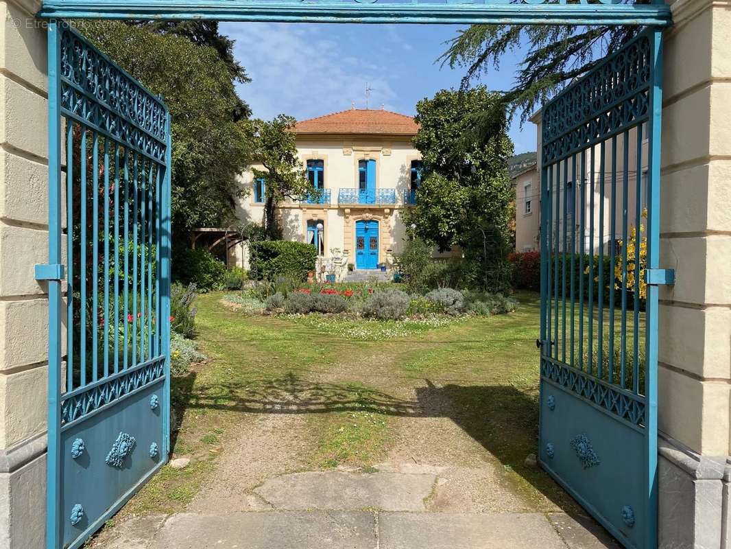 Maison à LAMALOU-LES-BAINS