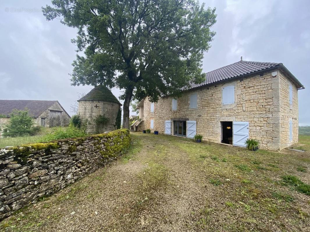 Maison à CAHORS