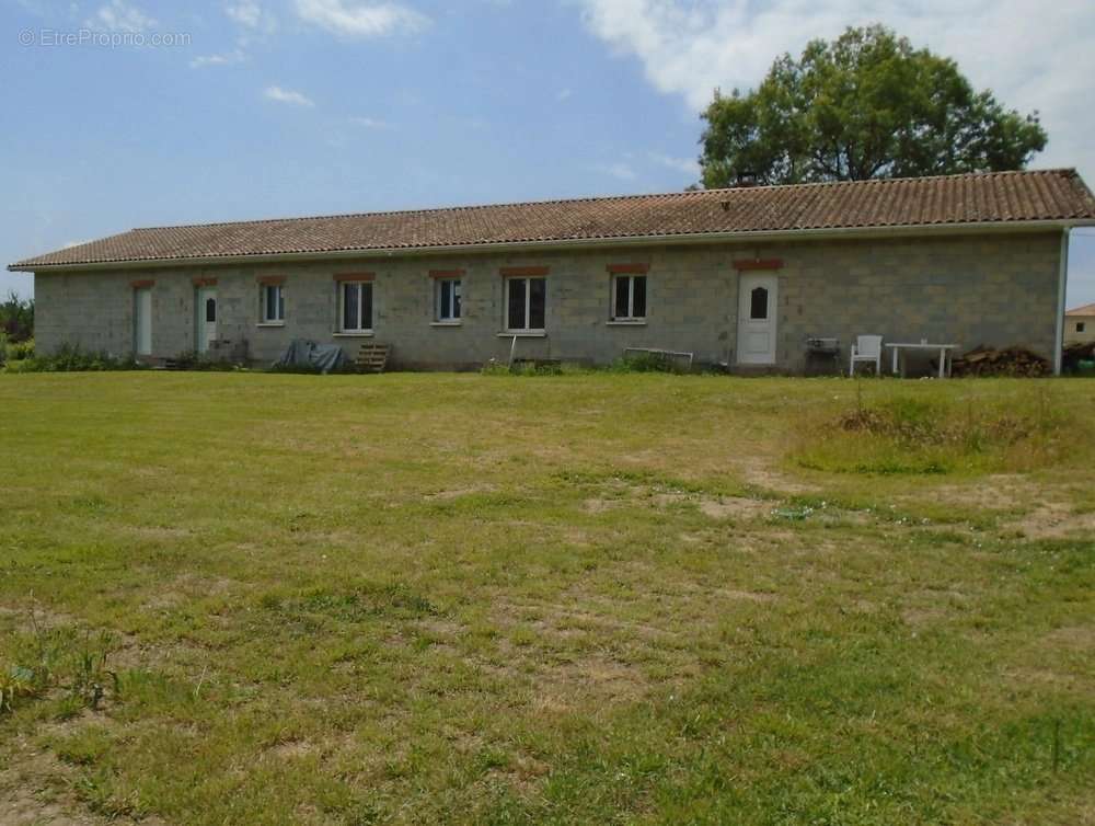 Maison à CARSAC-DE-GURSON