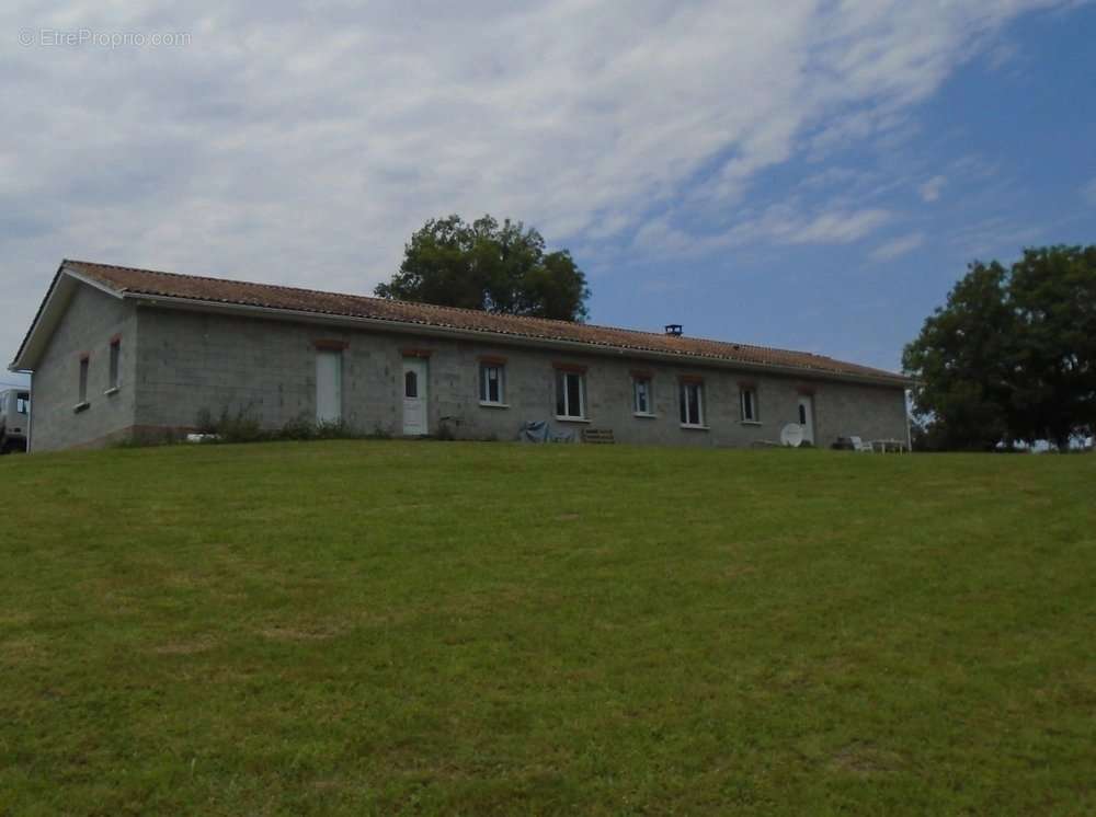 Maison à CARSAC-DE-GURSON