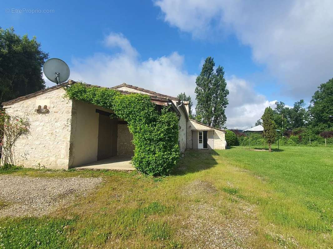 Maison à LOUBES-BERNAC