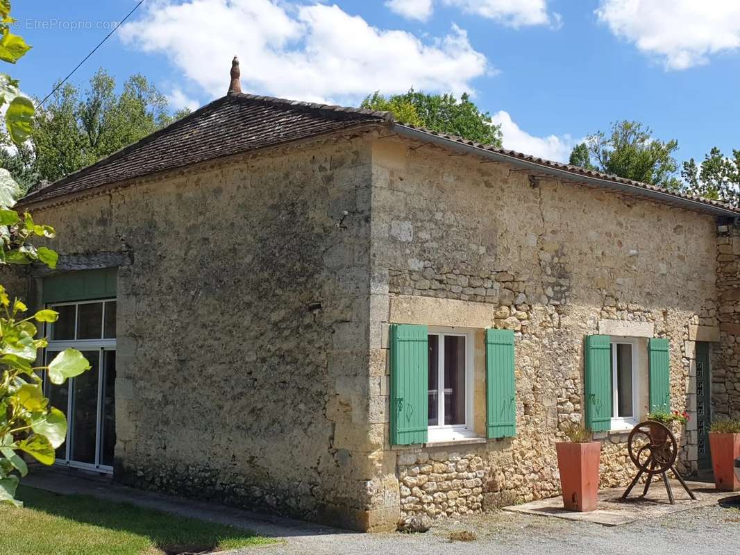 Maison à SAUVETERRE-DE-GUYENNE