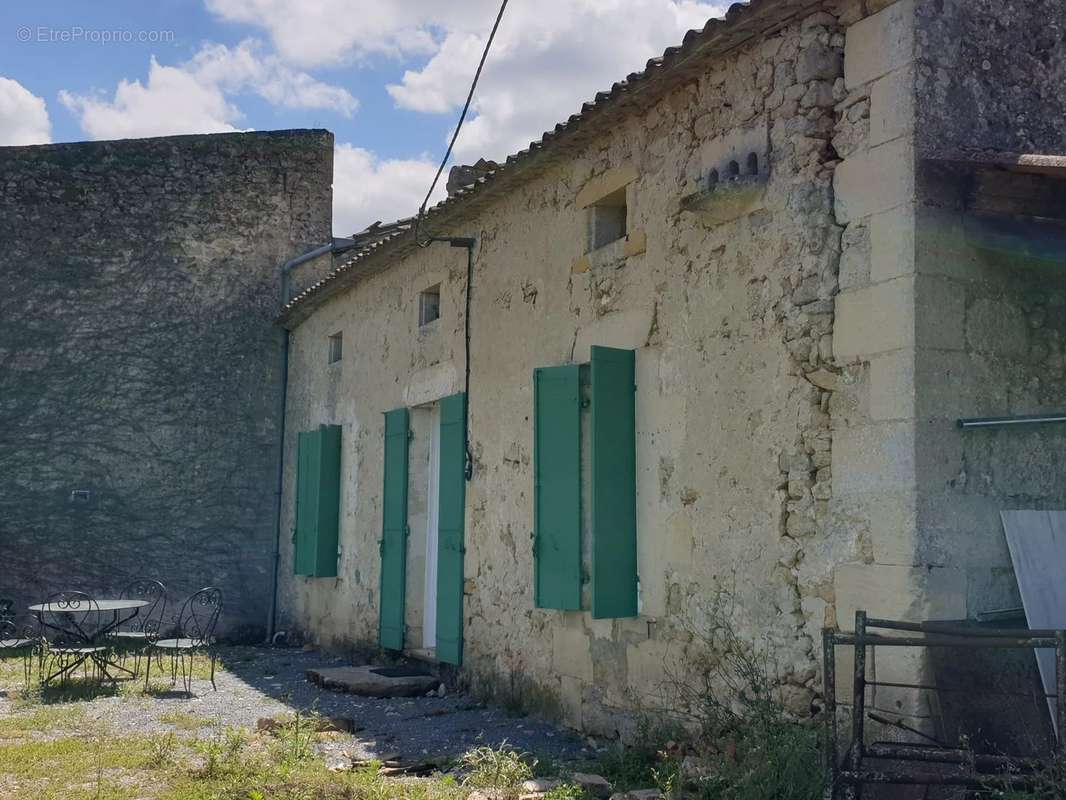 Maison à SAUVETERRE-DE-GUYENNE