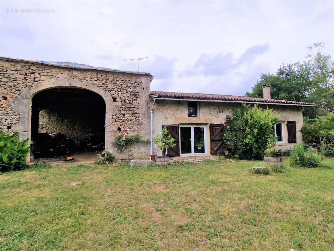 Maison à SAUVETERRE-DE-GUYENNE