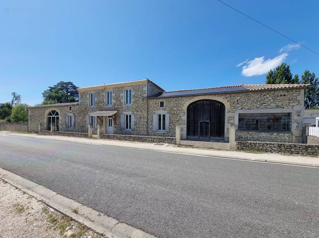 Maison à SAUVETERRE-DE-GUYENNE