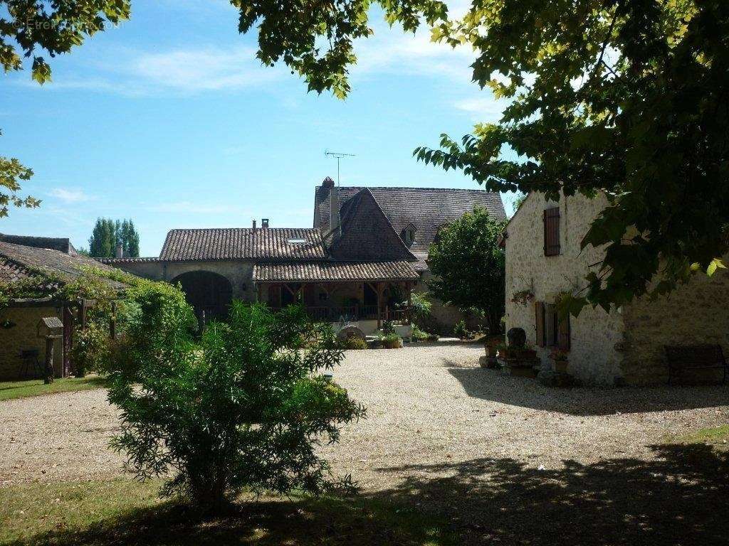 Maison à SAUVETERRE-DE-GUYENNE