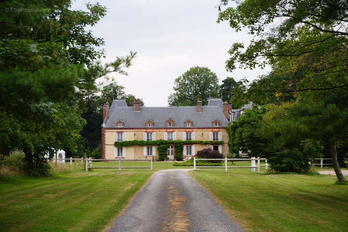 Maison à CONDE-SUR-ITON