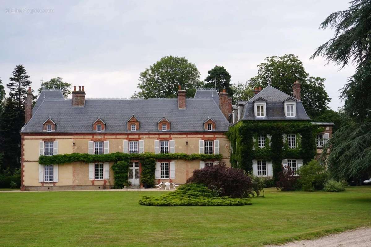 Maison à CONDE-SUR-ITON