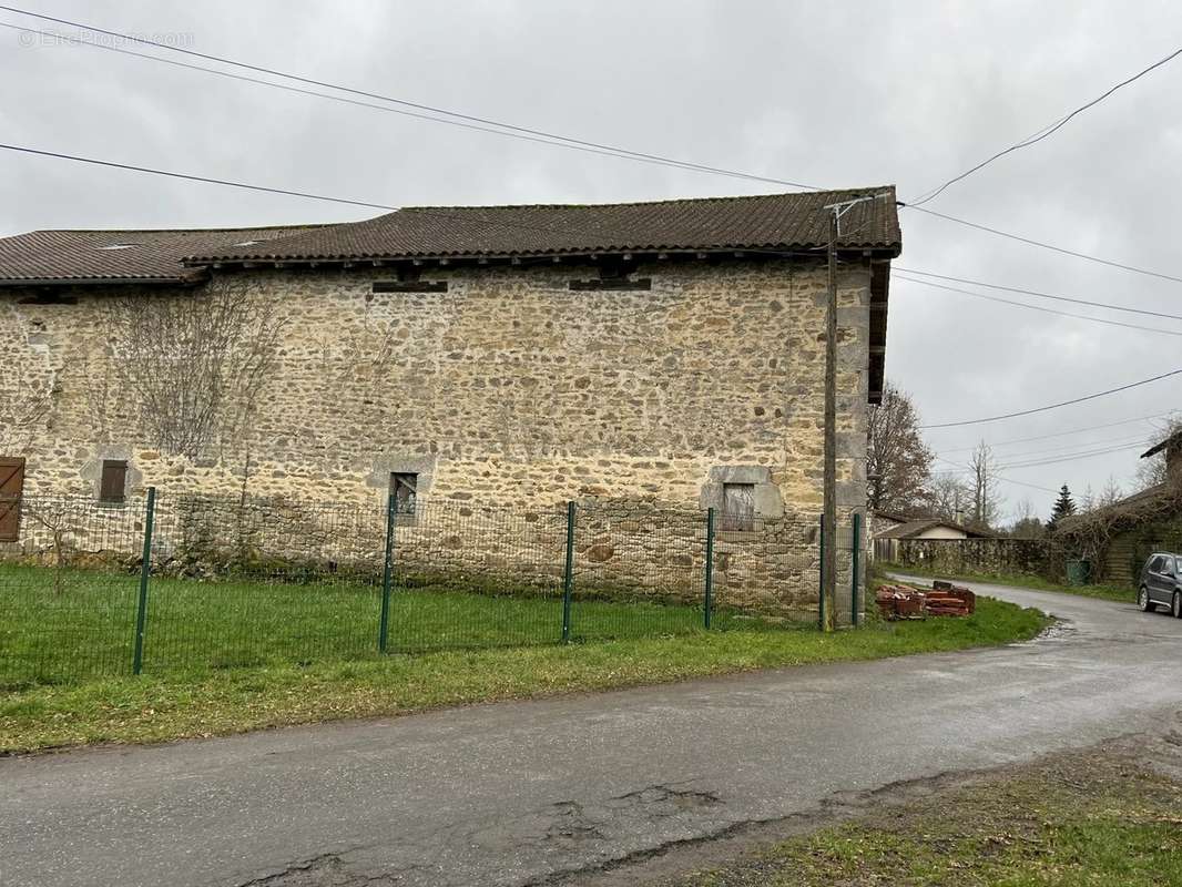 Maison à SAINT-MATHIEU