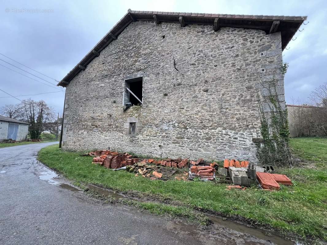 Maison à SAINT-MATHIEU