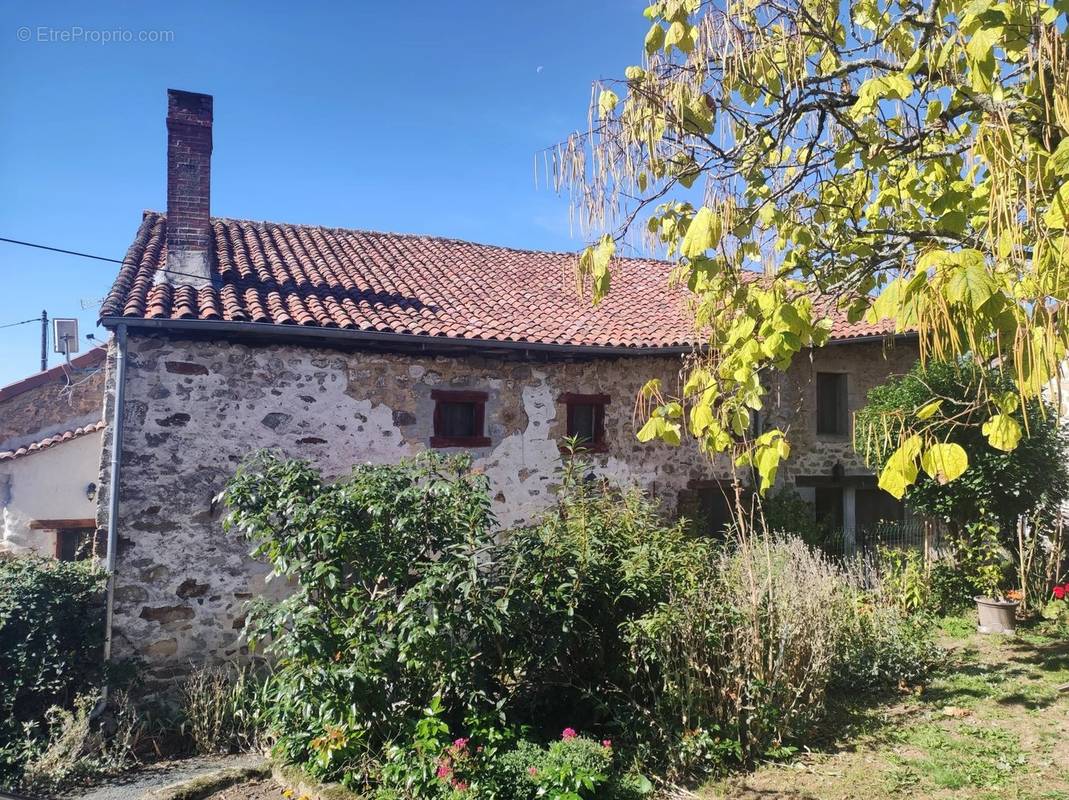 Maison à SAINT-AUVENT