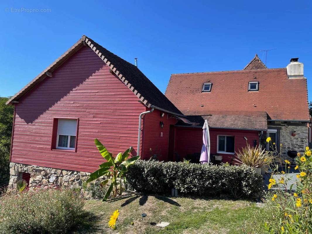 Maison à JUMILHAC-LE-GRAND