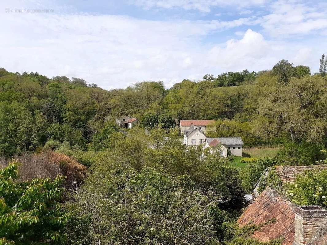 Maison à BRIGUEIL-LE-CHANTRE