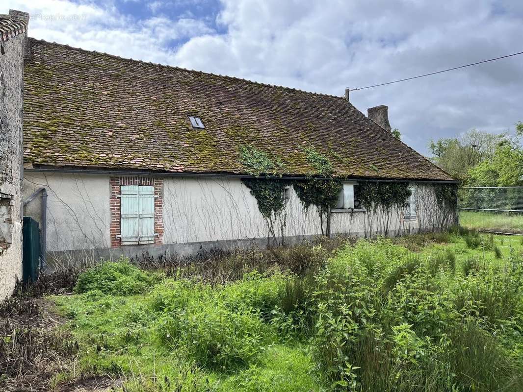 Maison à SAINT-LEOMER