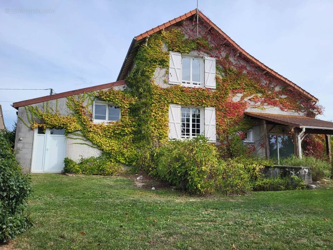 Maison à VICQ-SUR-GARTEMPE