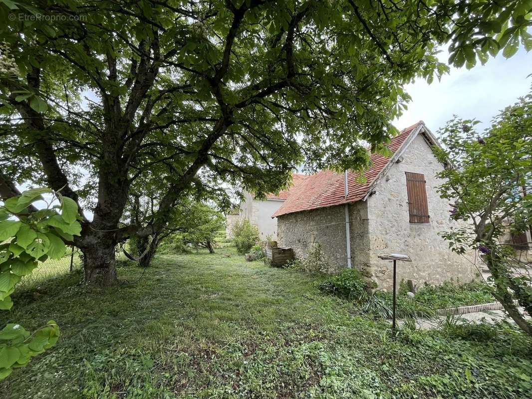 Maison à ANGLES-SUR-L&#039;ANGLIN