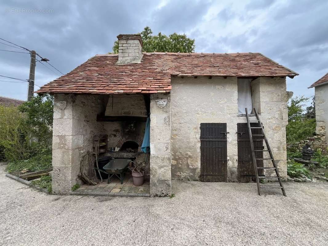 Maison à ANGLES-SUR-L&#039;ANGLIN