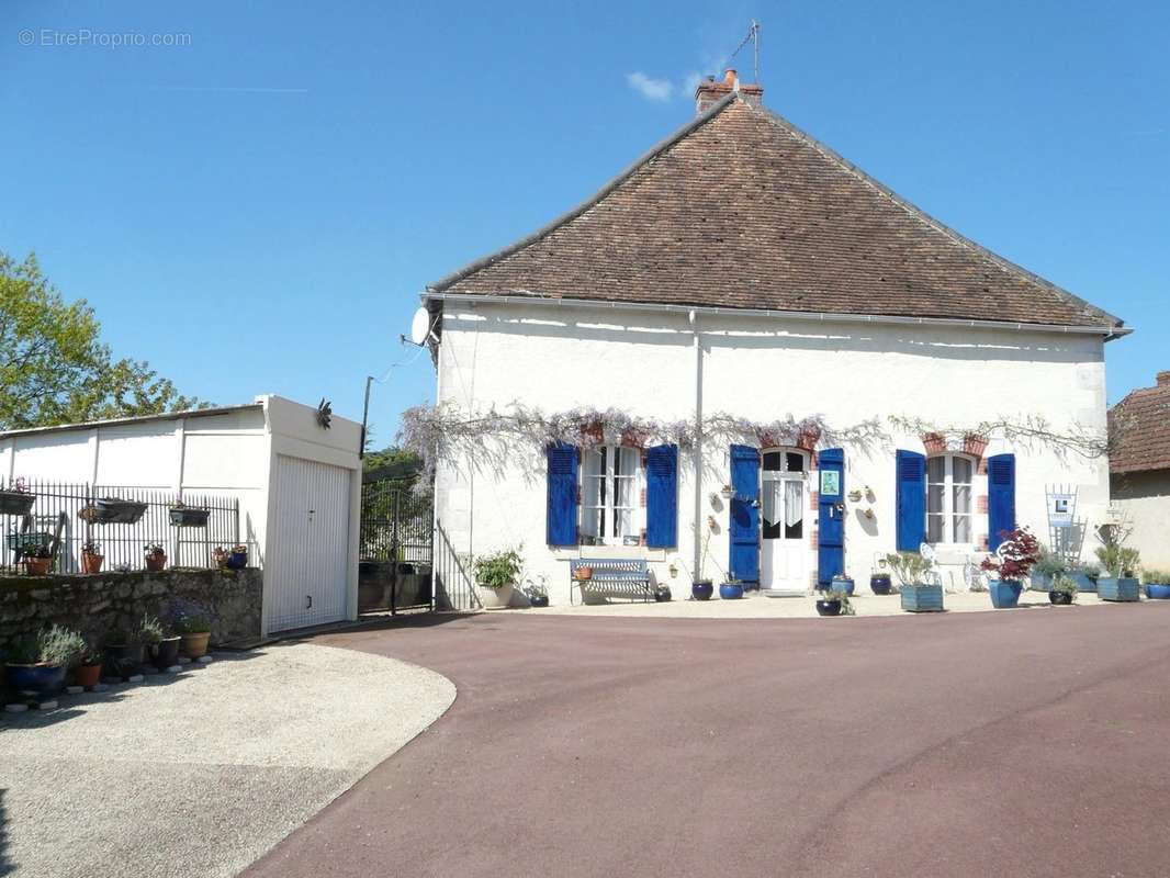 Maison à MONTMORILLON