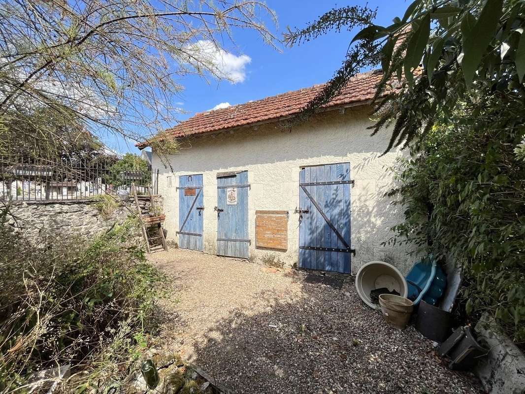 Maison à MONTMORILLON