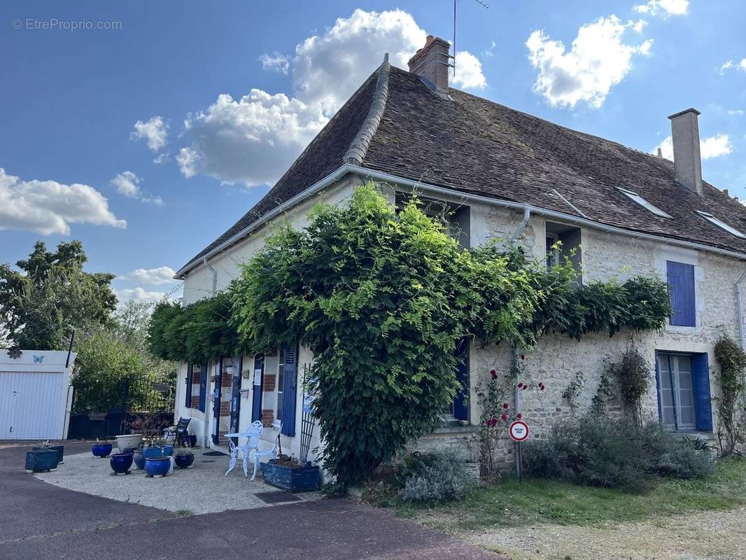 Maison à MONTMORILLON