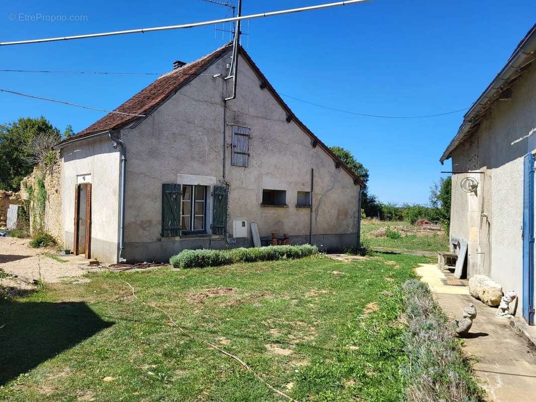 Maison à BETHINES