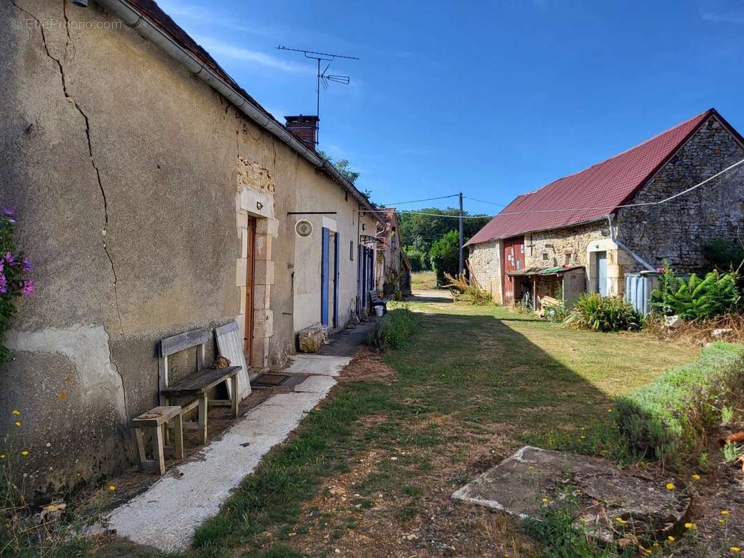 Maison à BETHINES