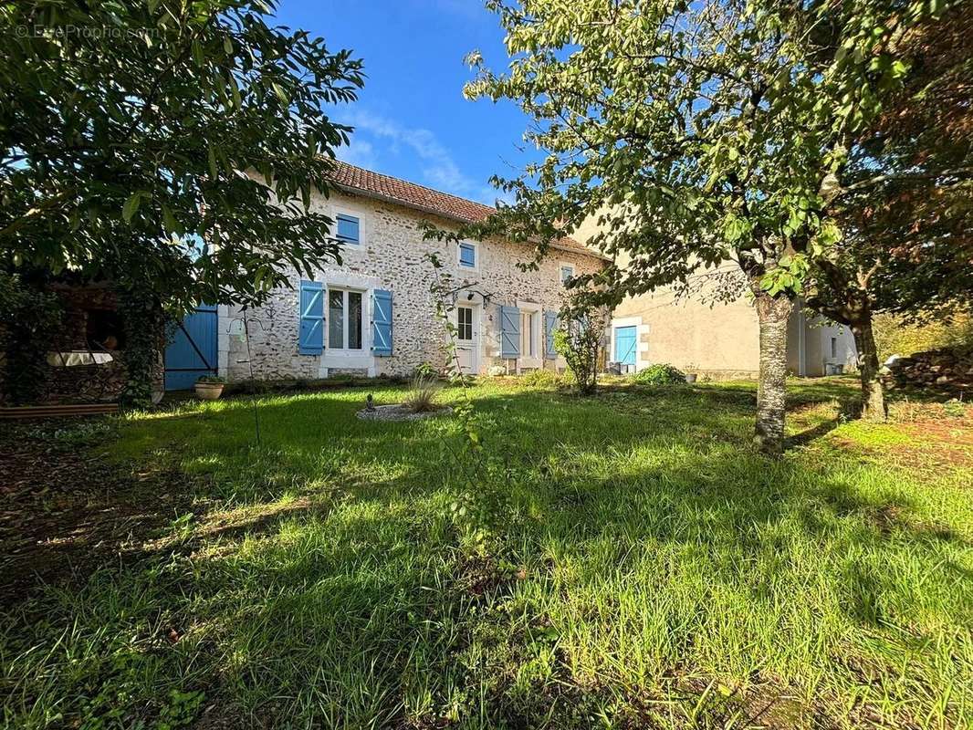 Maison à CHAUVIGNY