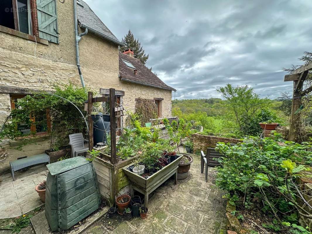 Maison à JOUAC