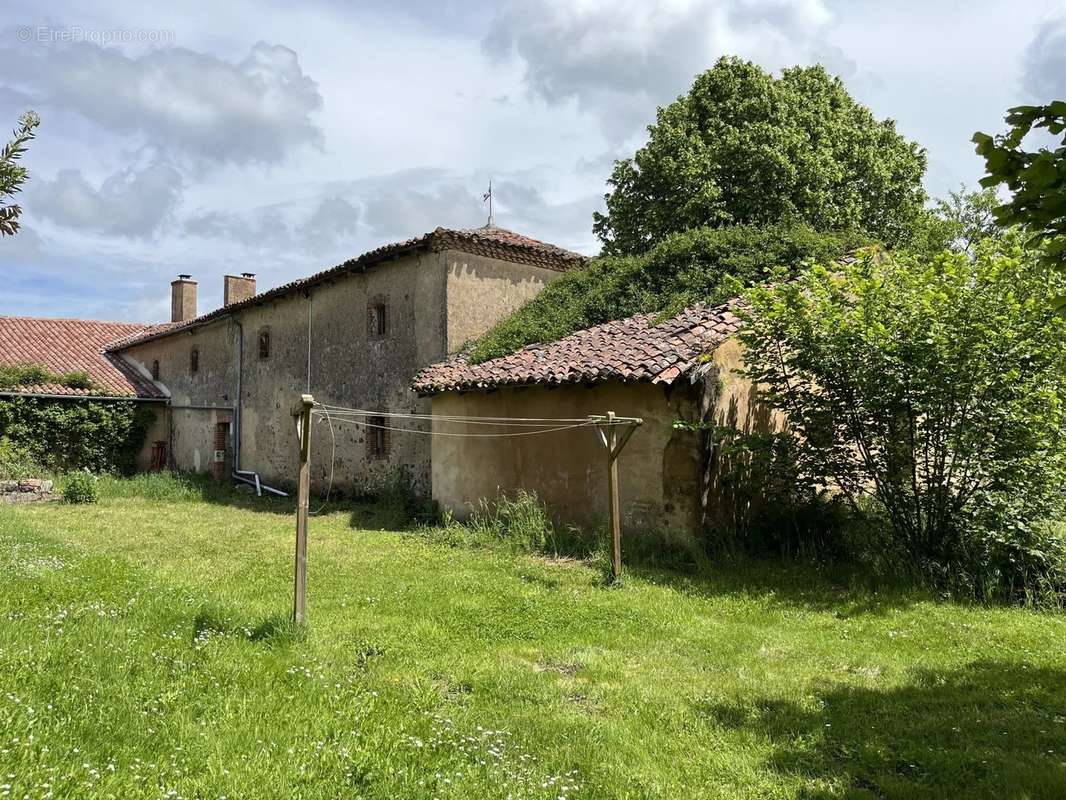 Maison à L&#039;ISLE-JOURDAIN