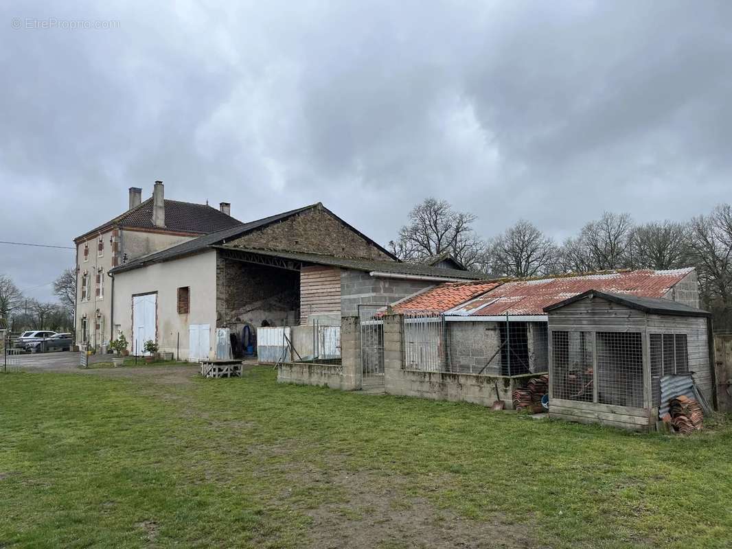 Maison à LE DORAT