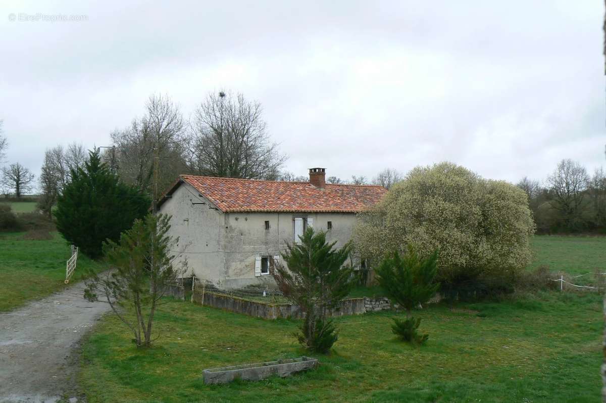 Maison à ORADOUR-SAINT-GENEST