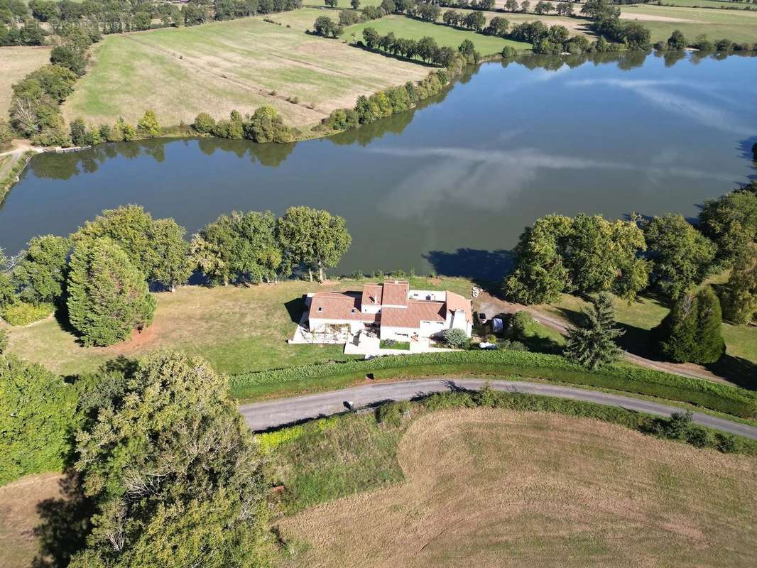 Maison à L&#039;ISLE-JOURDAIN