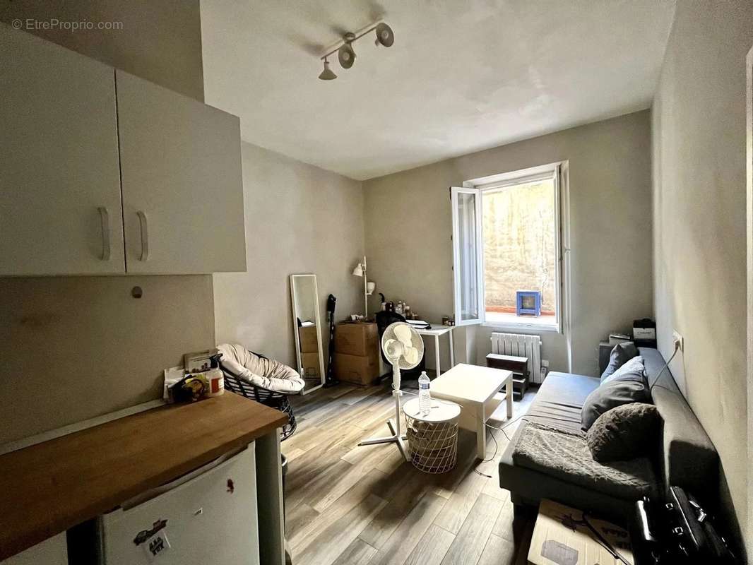 Appartement à MARSEILLE-6E