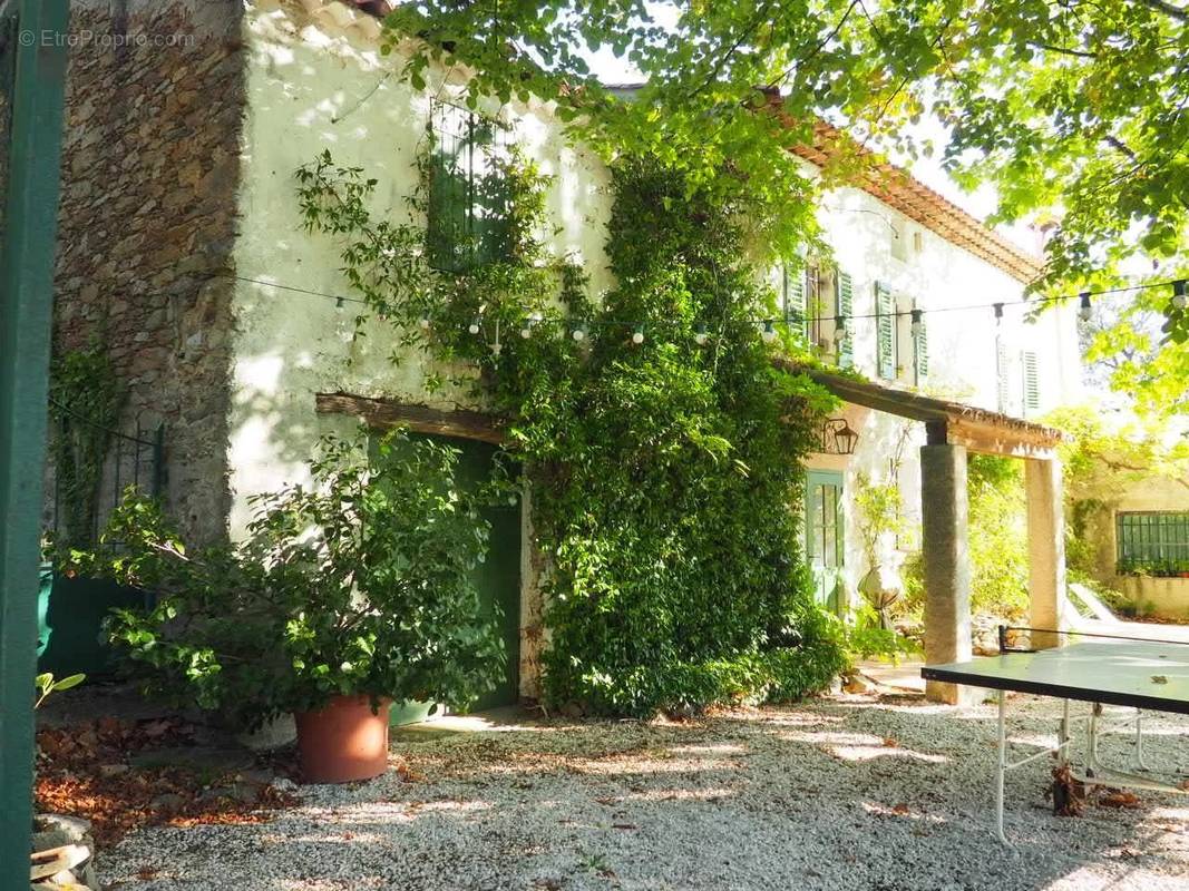 Maison à LA GARDE-FREINET