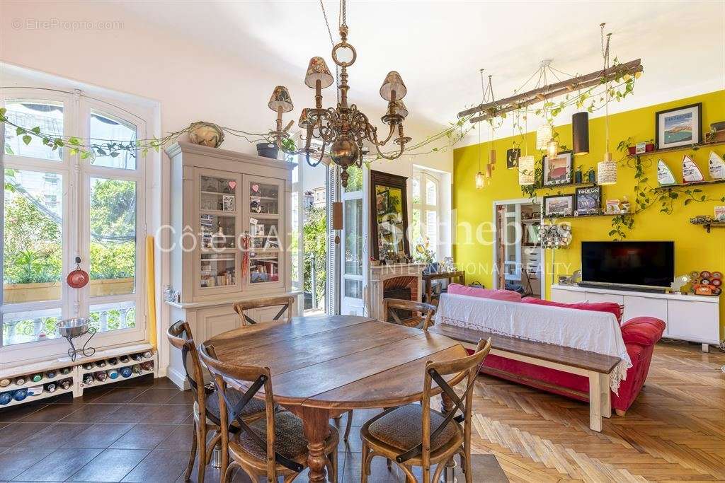 Appartement à NICE