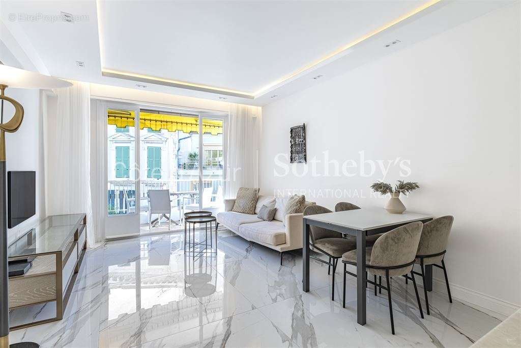 Appartement à NICE