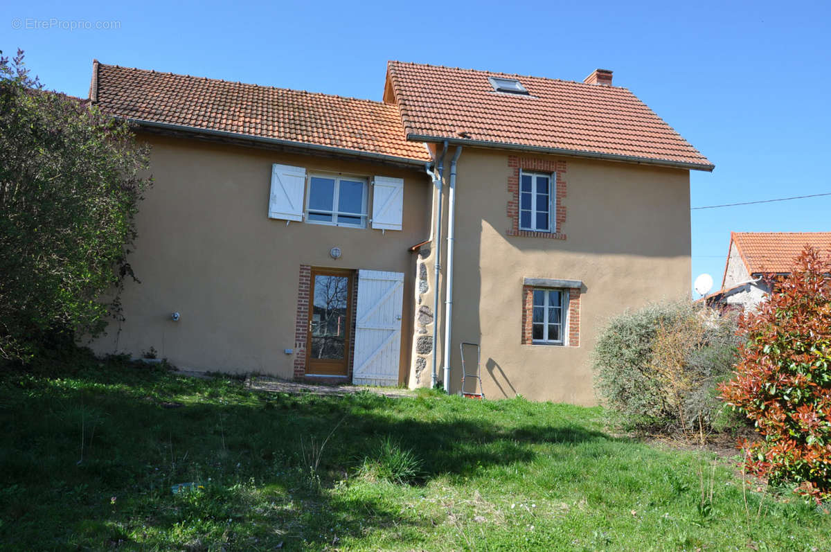 Maison à ARFEUILLES