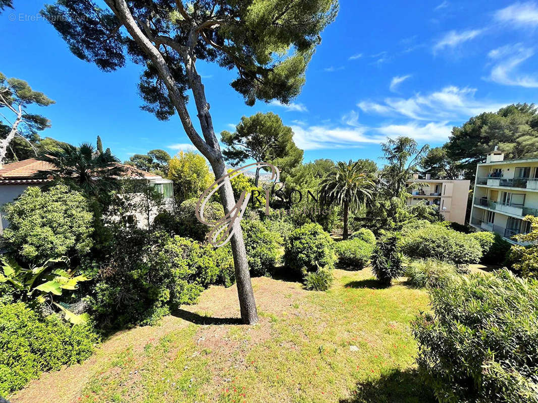 Appartement à SANARY-SUR-MER