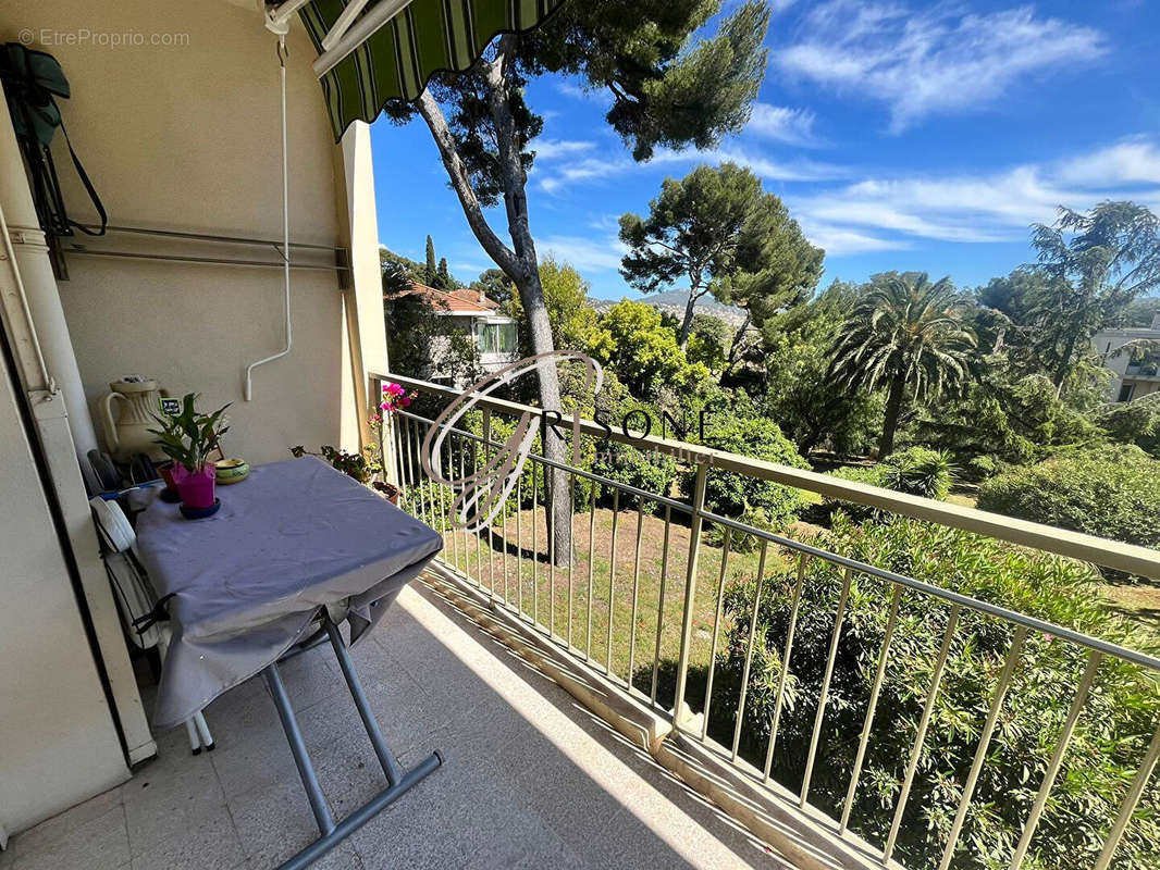 Appartement à SANARY-SUR-MER