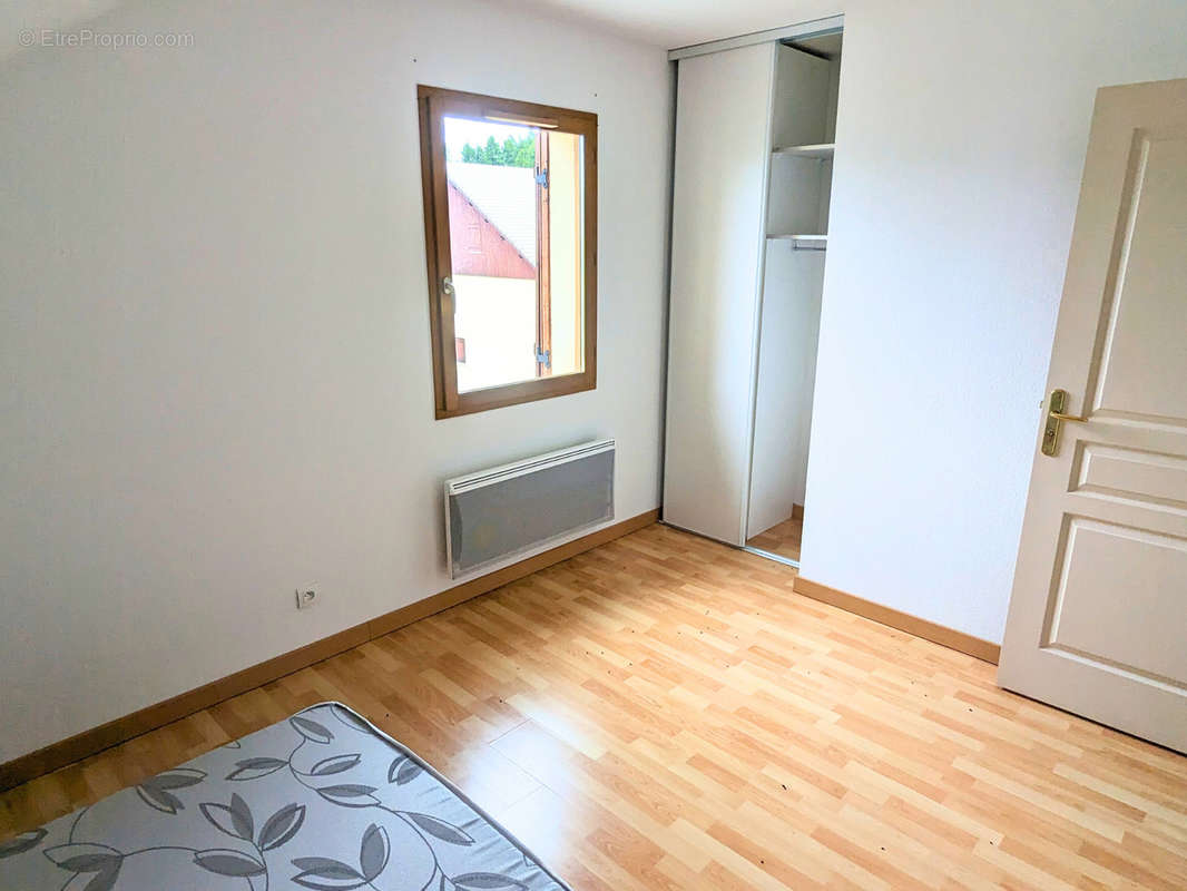 Appartement à LAYE