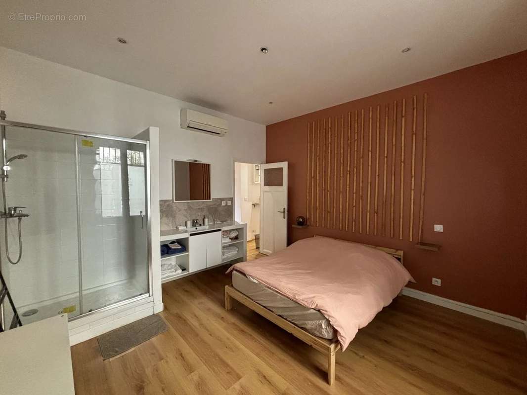 Appartement à MARSEILLE-7E