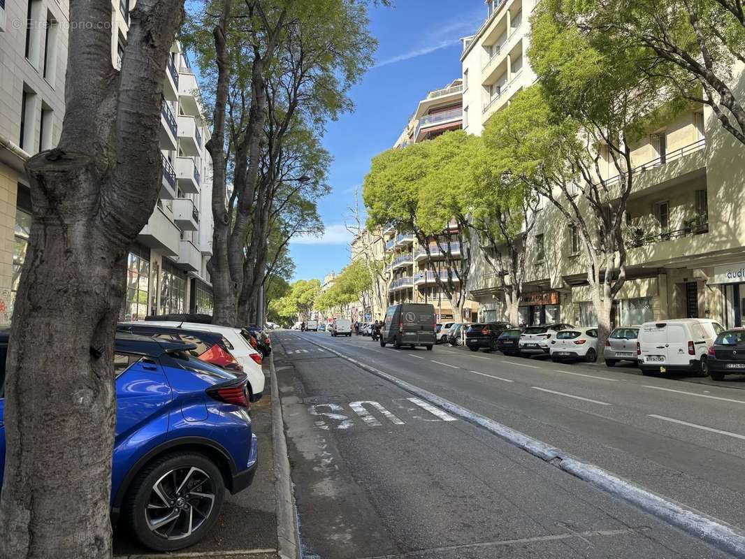 Appartement à MARSEILLE-7E