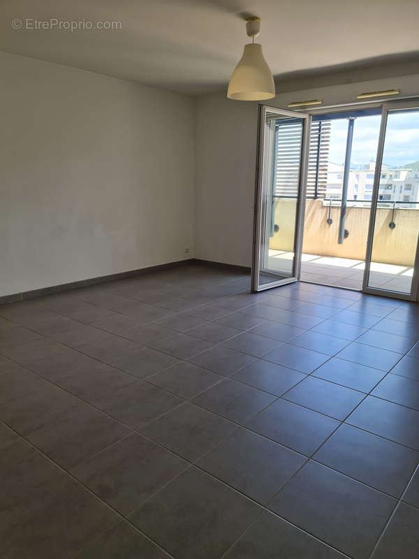 Appartement à MARSEILLE-10E