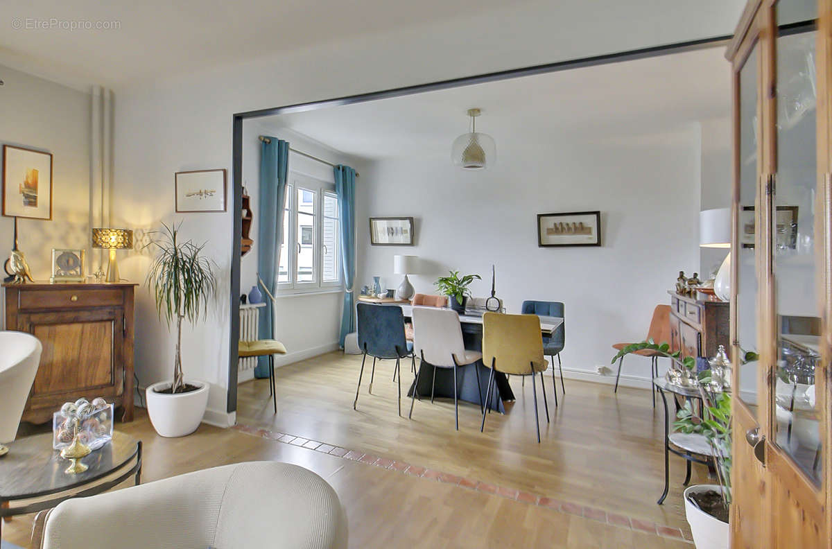 Appartement à SAINTE-FOY-LES-LYON