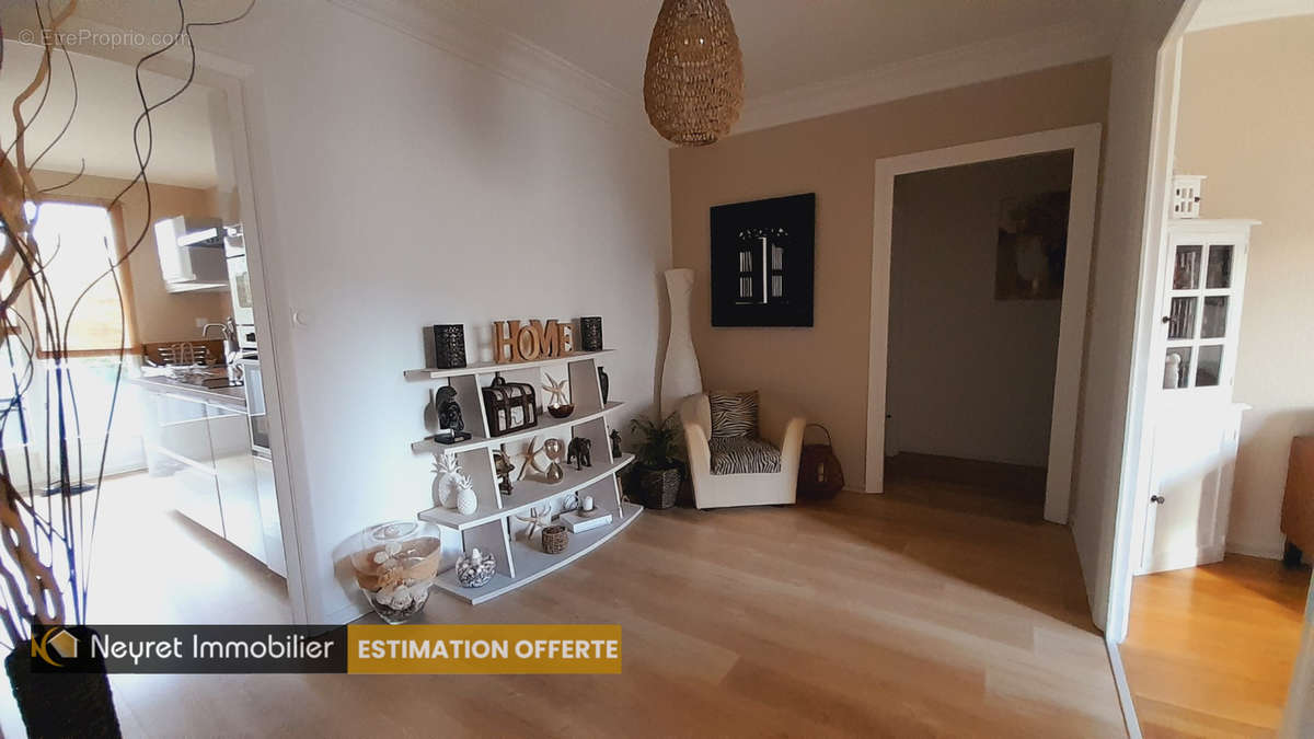 Appartement à SAINT-ETIENNE