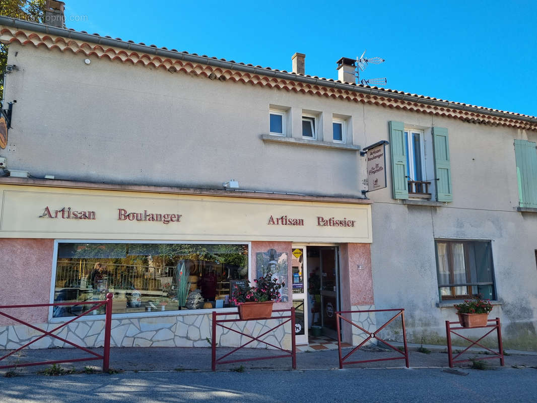 Commerce à SISTERON