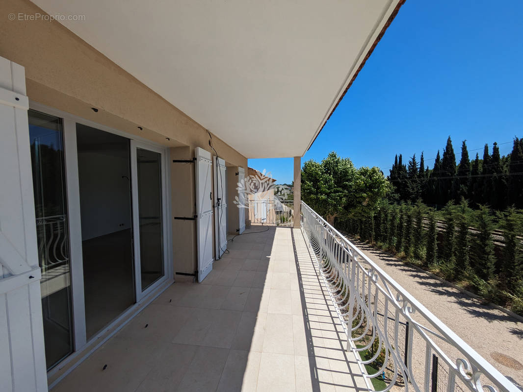 Appartement à SANARY-SUR-MER