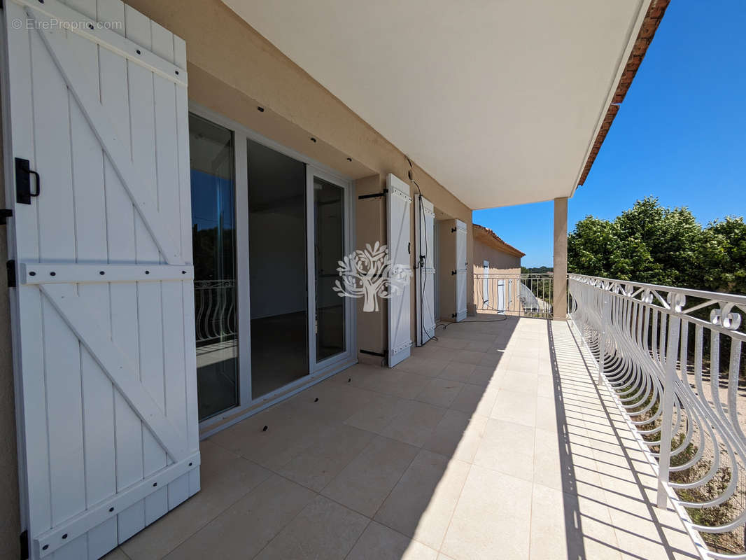 Appartement à SANARY-SUR-MER