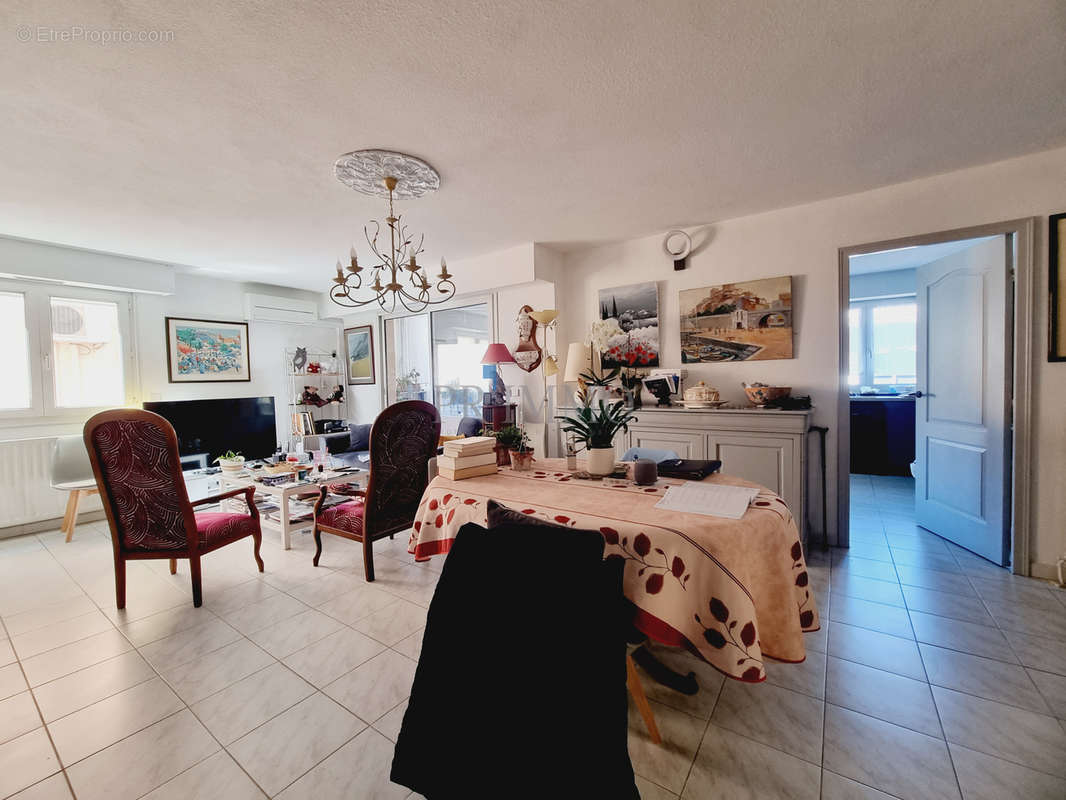 Appartement à SAINT-RAPHAEL