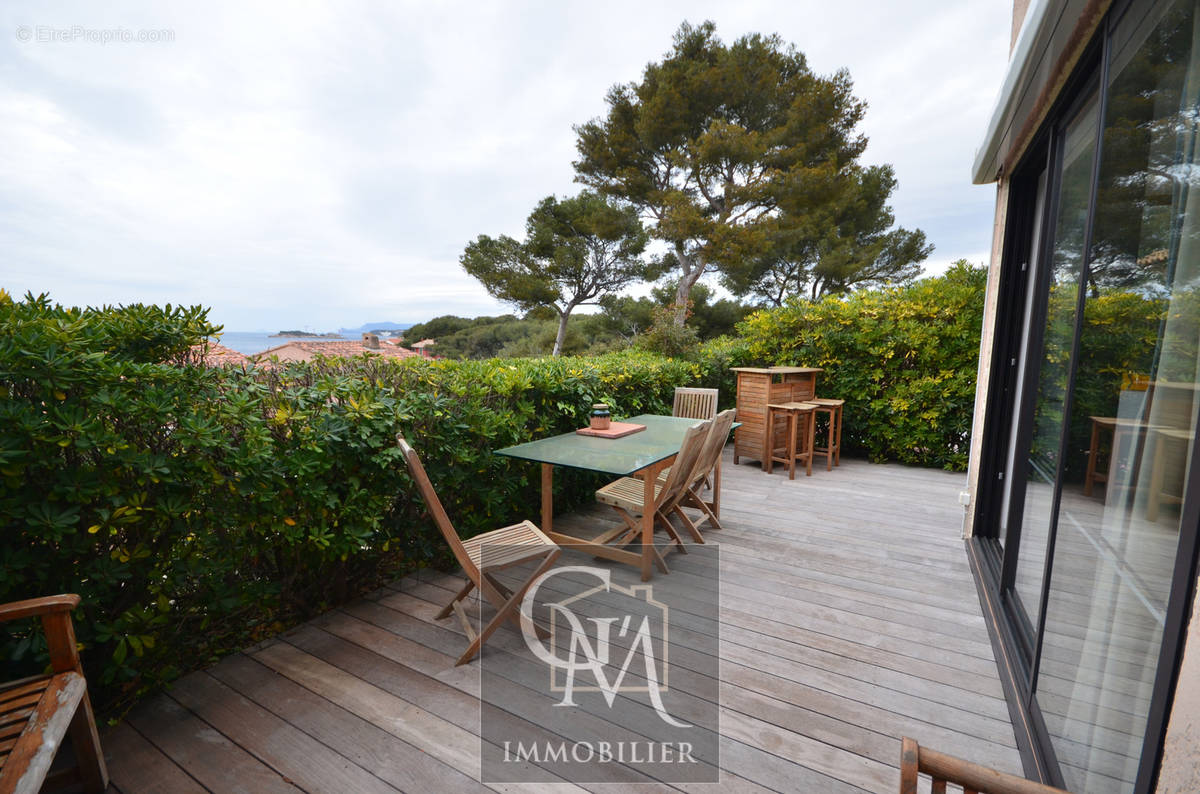 Appartement à SANARY-SUR-MER